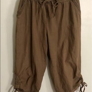 Rebecca Malone Capris